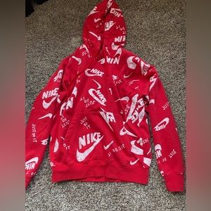 Nike Men’s Sweatshirt